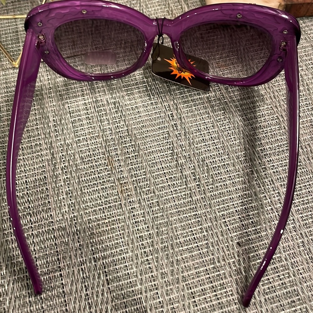 - #202 NWT Rose Covered Glasses - Picture 14 of 16